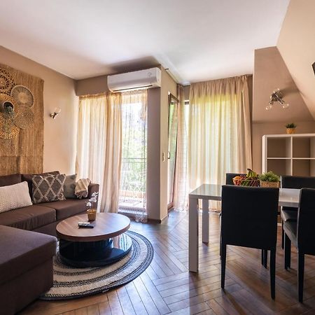 וארנה Quiet & Modern Maisonette מראה חיצוני תמונה