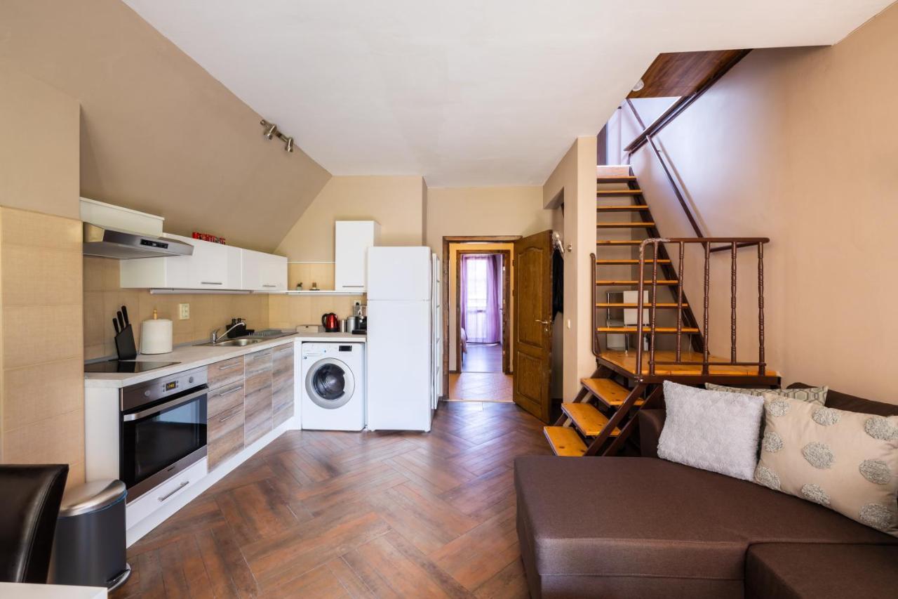 וארנה Quiet & Modern Maisonette מראה חיצוני תמונה