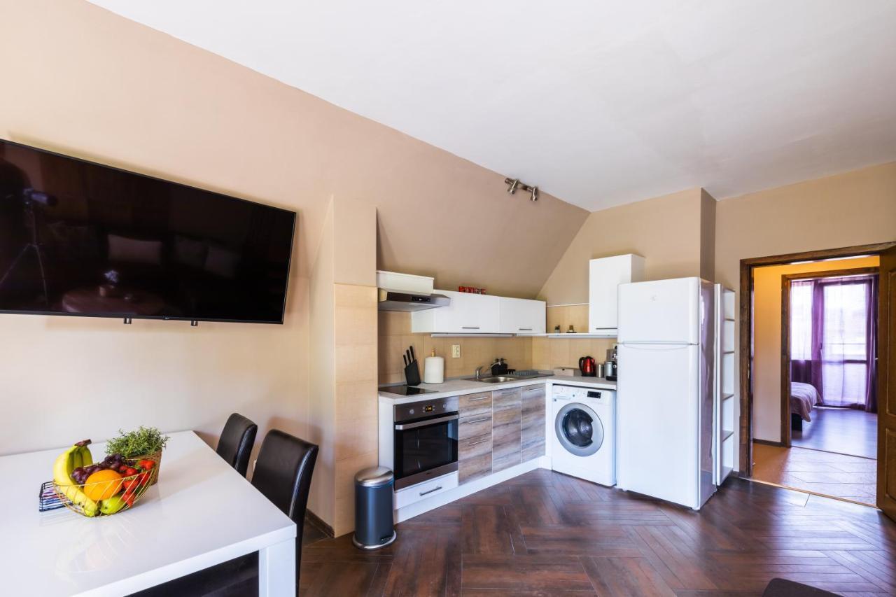 וארנה Quiet & Modern Maisonette מראה חיצוני תמונה
