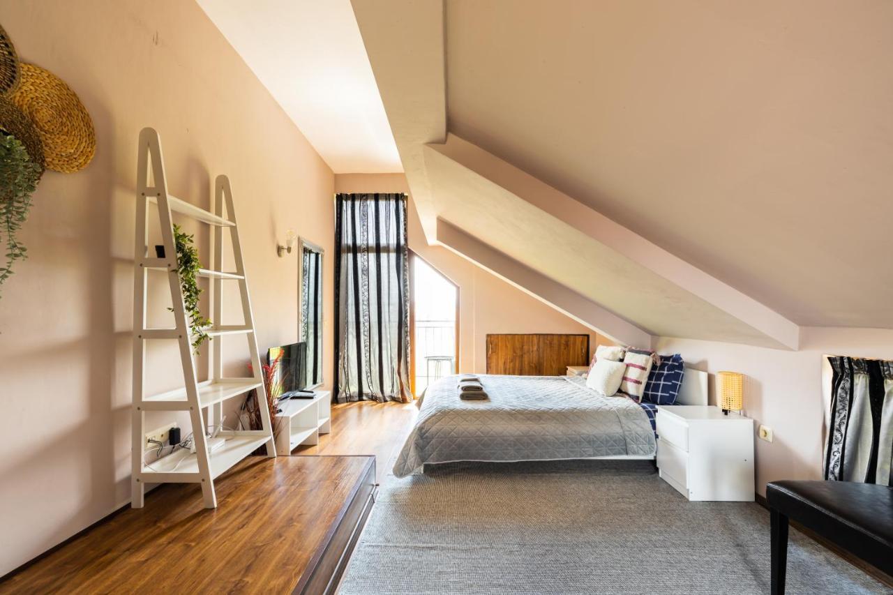 וארנה Quiet & Modern Maisonette מראה חיצוני תמונה